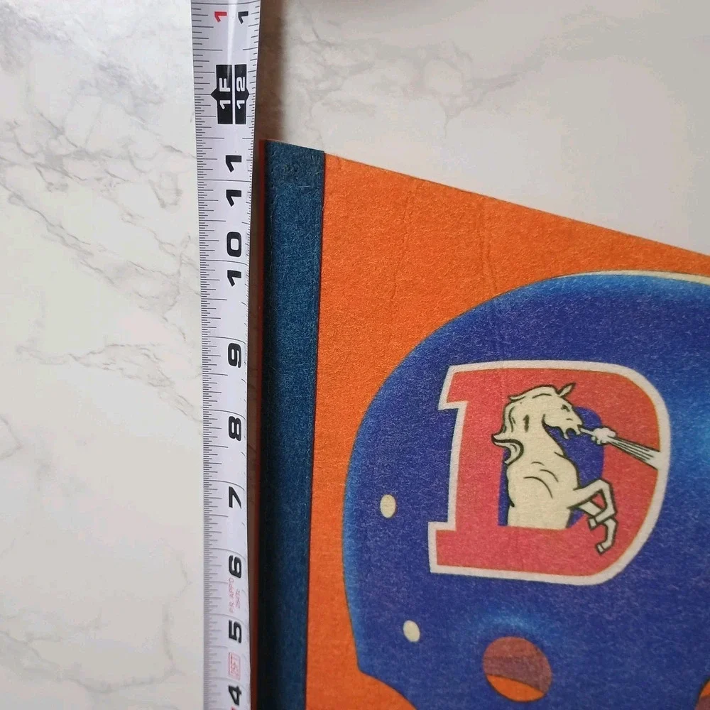 RARE VTG 70s NEW ENGLAND PATRIOTS NFL Helmet Pat Patriot Football Pennant 30